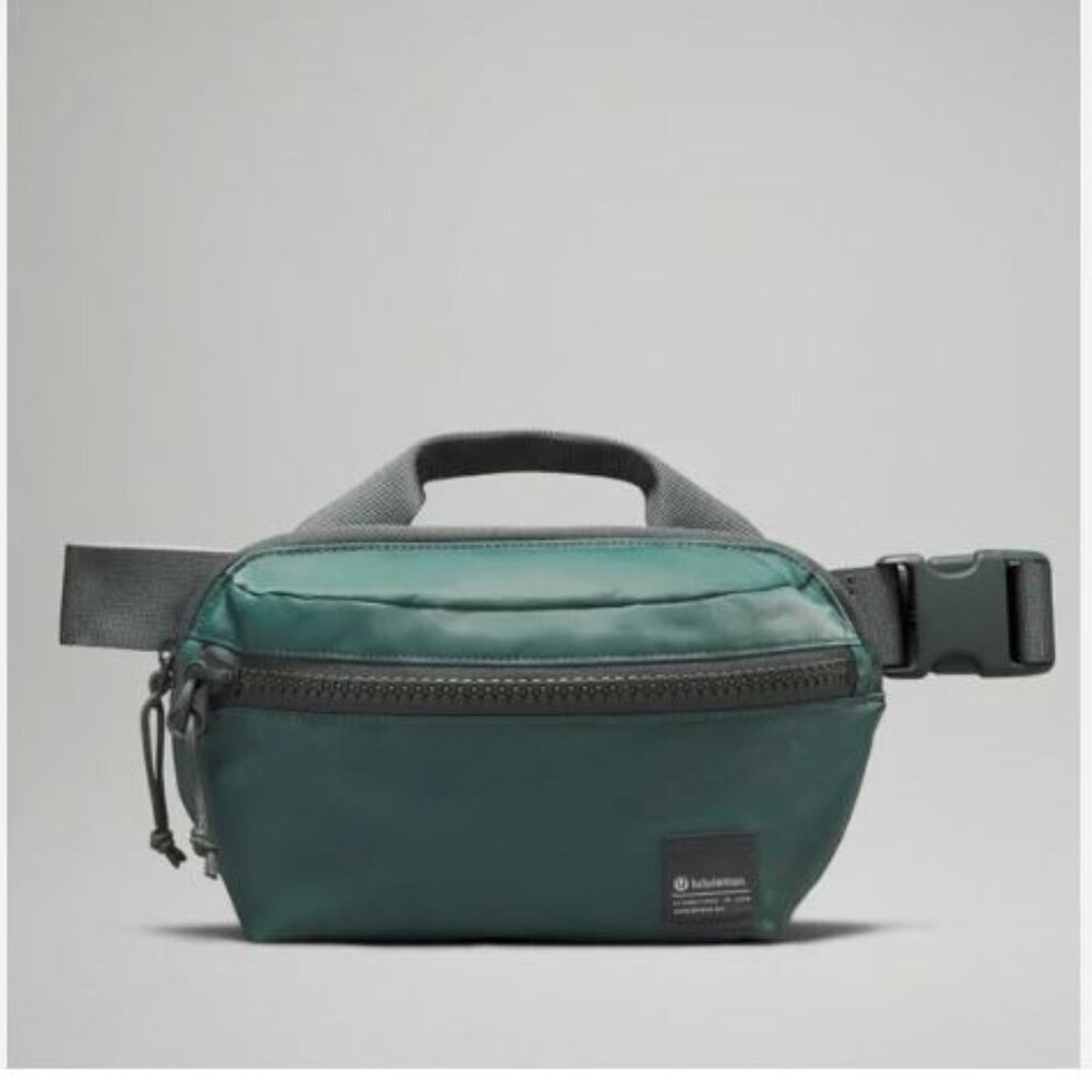 NWT Lululemon All Day Essentials Belt Bag 2.5L